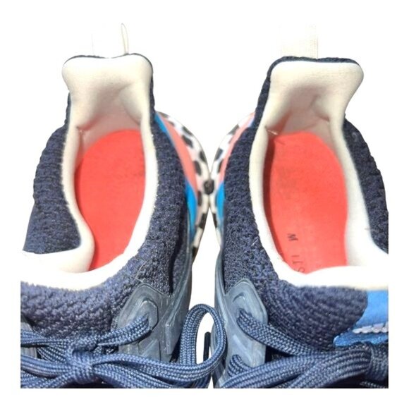 Adidas Women’s UltraBOOST 5.0 DNA Size 8 - Picture 3 of 13